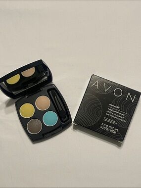 Avon True Color Eyeshadow Awakening Quad - Yellow, Teal, Bronze, Brown